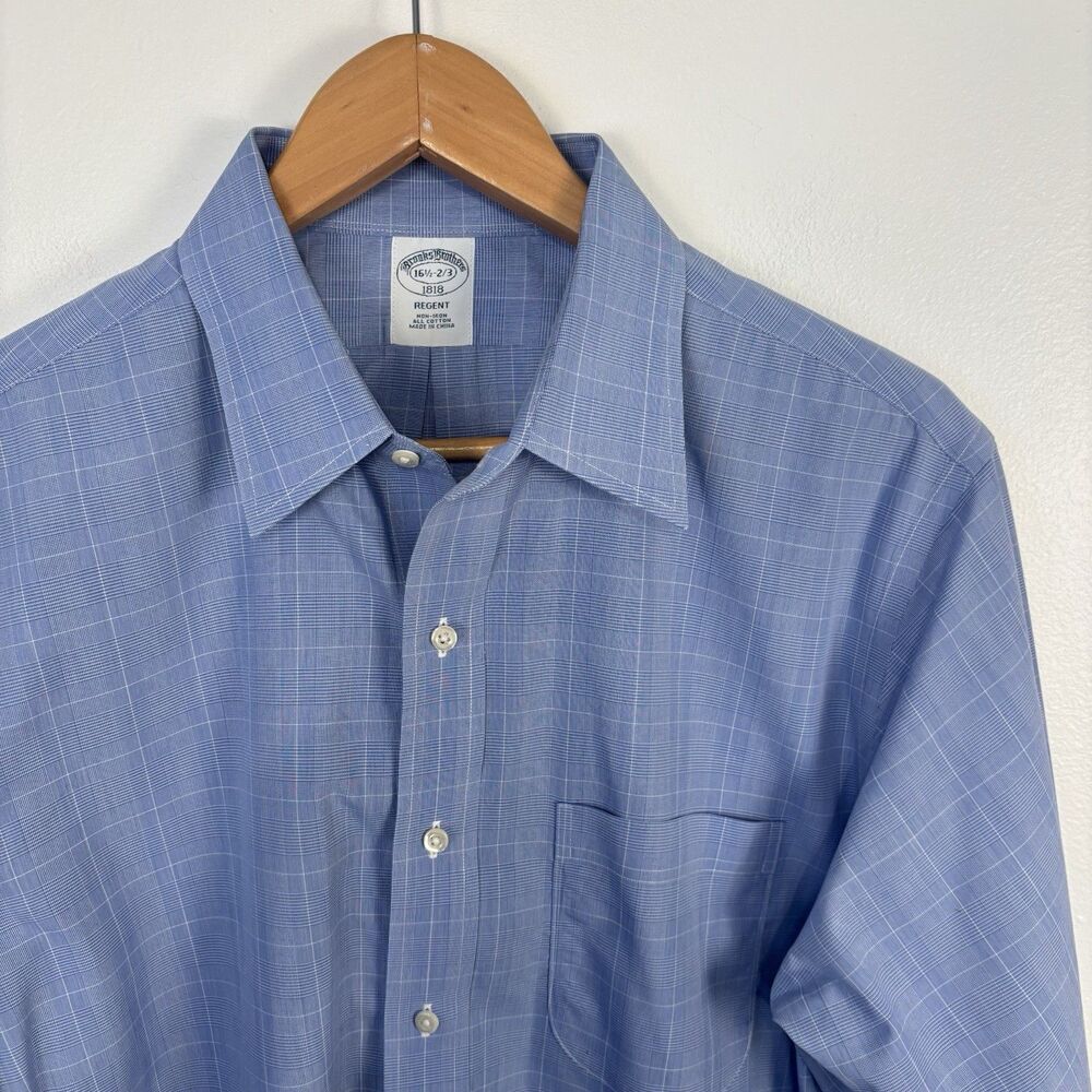 BROOKS BROTHERS Regent White Blue Plaid Shirt Mens 16-2/3 Cotton Non-Iron